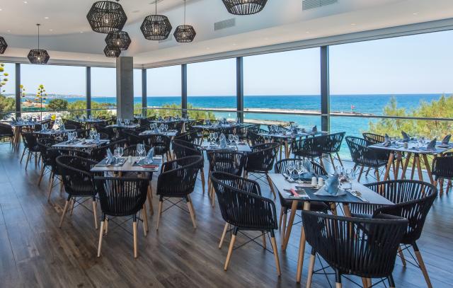 NANA GOLDEN BEACH - Restaurace - NAMI