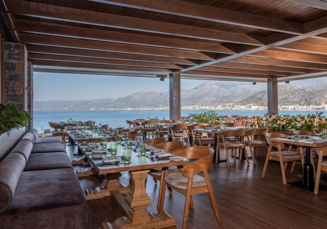NANA GOLDEN BEACH - Restaurace - AZZURO