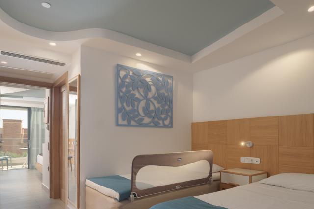 LYTTOS MARE - Pokoje - 2 Bedroom Family Garden View 
