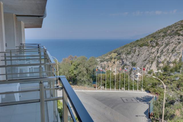 RAMADA HOTEL & SUITES BY WYNDHAM KUSADASI - Pokoje - SUPERIOR S