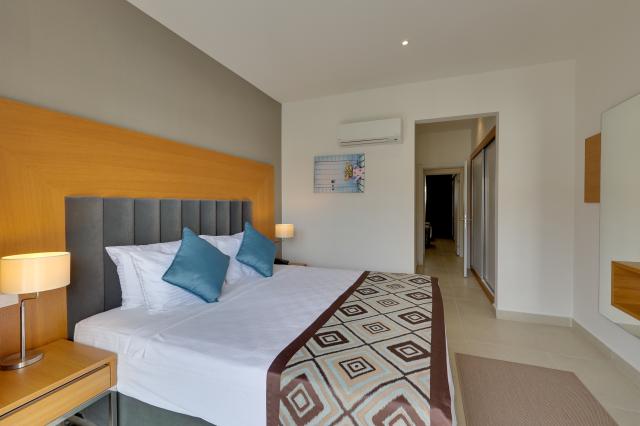 RAMADA HOTEL & SUITES BY WYNDHAM KUSADASI - Pokoje - SUITE FAMI