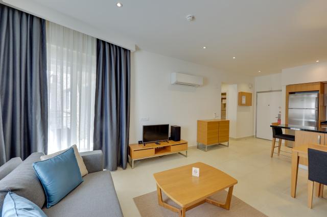 RAMADA HOTEL & SUITES BY WYNDHAM KUSADASI - Pokoje - JUNIOR SUI