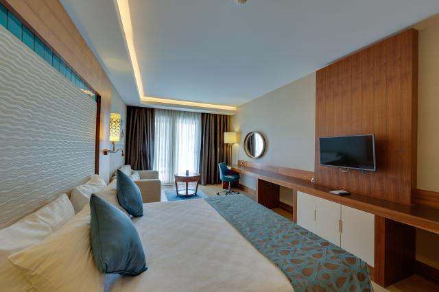 RAMADA HOTEL & SUITES BY WYNDHAM KUSADASI - Pokoje - SUPERIOR L