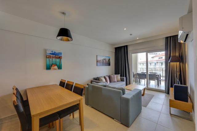 RAMADA HOTEL & SUITES BY WYNDHAM KUSADASI - Pokoje - SUITE FAMI