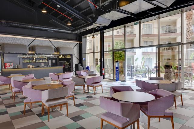 RAMADA HOTEL & SUITES BY WYNDHAM KUSADASI - Bary - LOBBY BAR