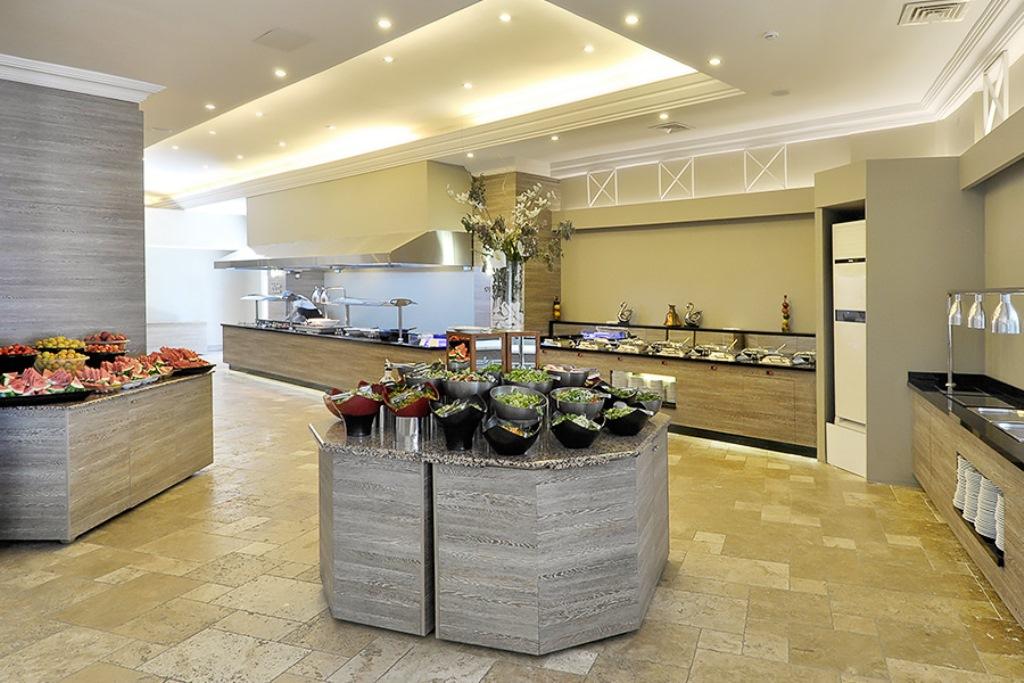 LADONIA HOTELS ADAKULE - Restaurace - Azur Restaurant