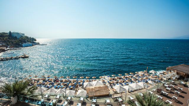 CHARISMA DE LUXE HOTEL - Obecné - Hlavní budova