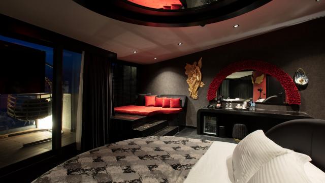 CHARISMA DE LUXE HOTEL - Pokoje - PEARL SUITE