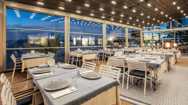 CHARISMA DE LUXE HOTEL - Restaurace - Charides Sea Food 