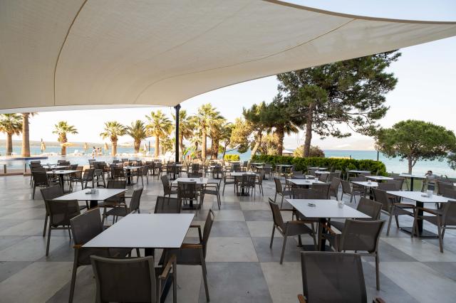 DUJA DIDIM - Restaurace - SNACK & BAR