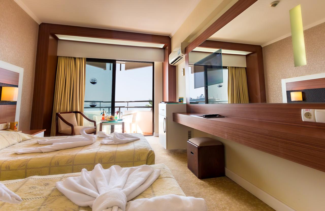 DERICI HOTEL - Pokoje - STANDARD ROOM