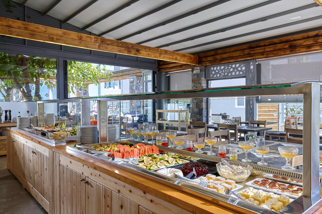 POLLIS HOTEL - Restaurace - Pollis Restaurant