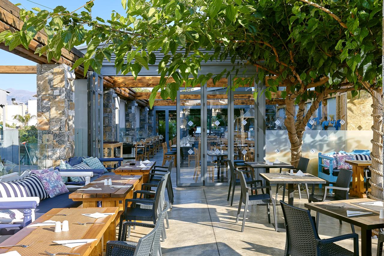 POLLIS HOTEL - Restaurace - Pollis Restaurant