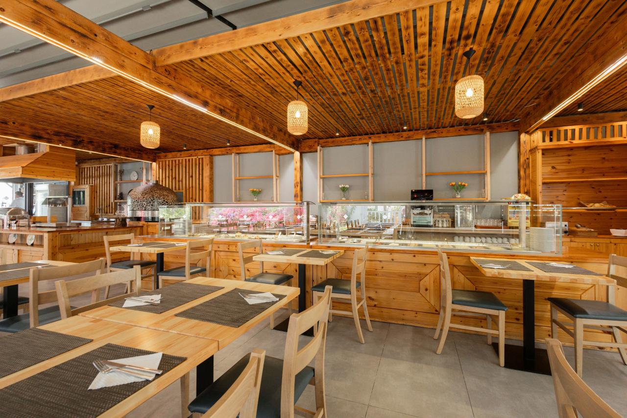 POLLIS HOTEL - Restaurace - Pollis Restaurant