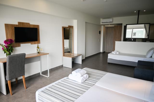 POLLIS HOTEL - Pokoje - Classic Room Family OpenPlan