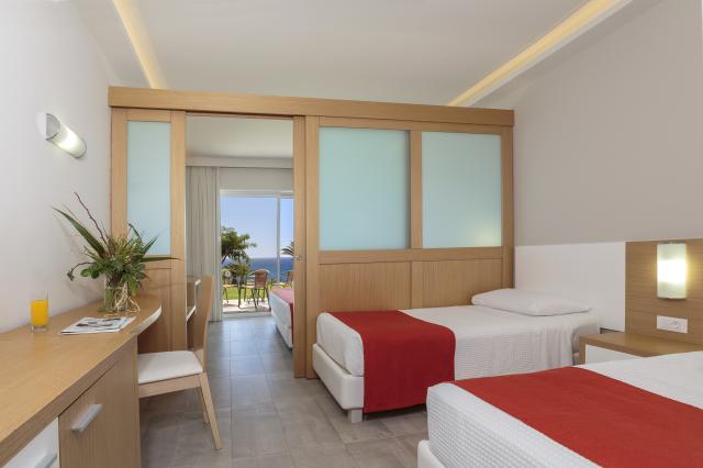 RODOS PRINCESS BEACH HOTEL - Pokoje - FAMILY ROOM SEA VIEW