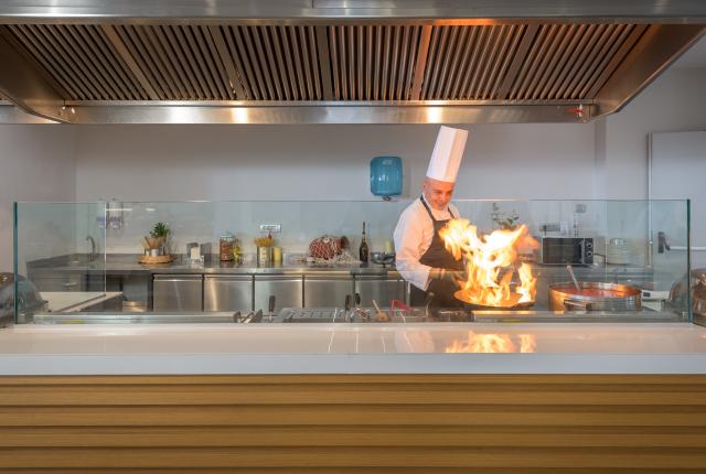 AVRA BEACH - Restaurace - RESTAURANT