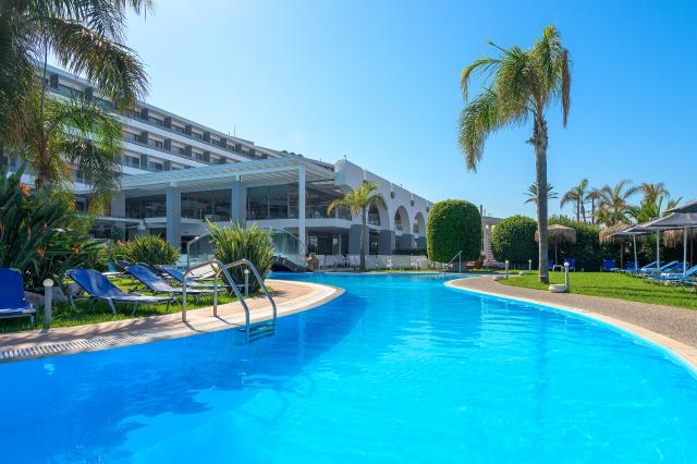 OCEANIS BEACH HOTEL - Bazény - Venkovní bazén