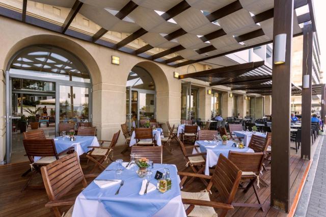 IBISCUS HOTEL - Restaurace - A LA CARTE SNACK BAR & RESTAURANT