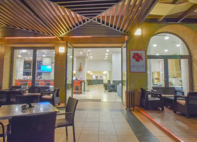 IBISCUS HOTEL - Restaurace - A LA CARTE SNACK BAR & RESTAURANT