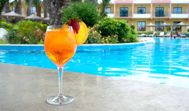 ATRIUM PALACE SPA RESORT & VILLAS - Bary - AMPHIBION POOL BAR