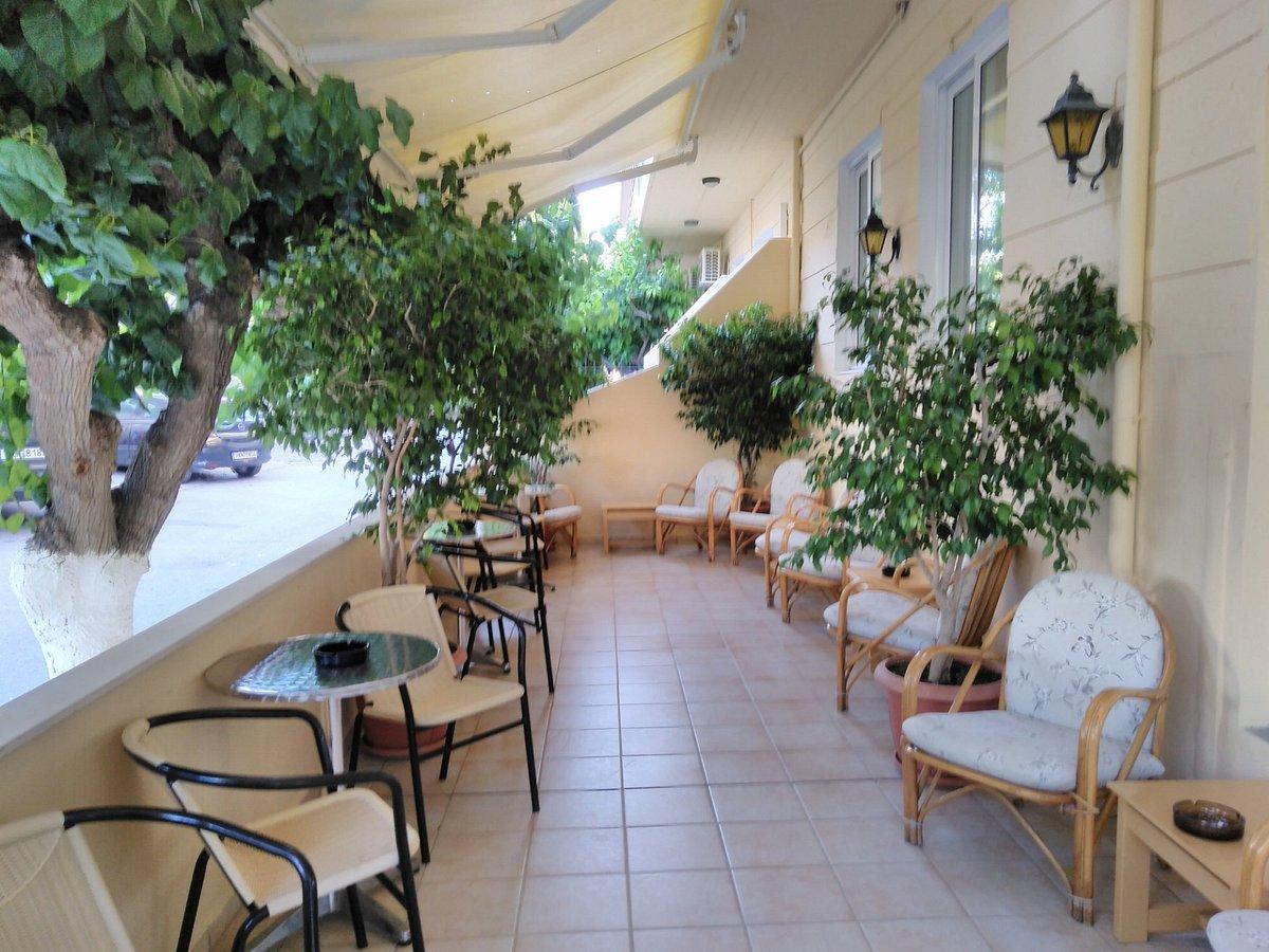 ILIOS HOTEL - Bary - poolbar