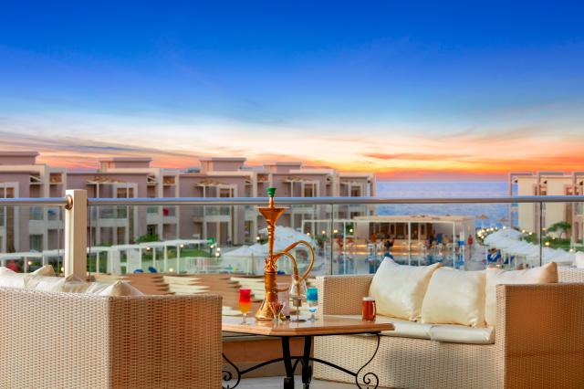 PICKALBATROS SEA WORLD RESORT MARSA ALAM - Bary - Dolphin Bar