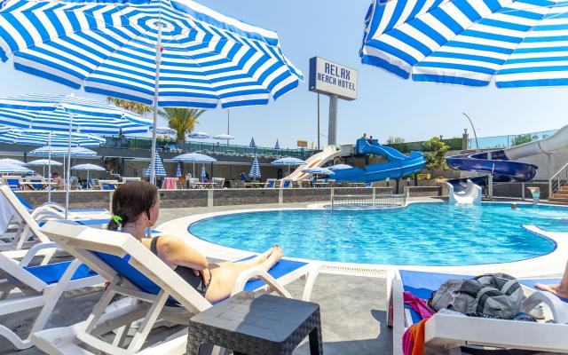 RELAX BEACH HOTEL - Bazény - Venkovní bazén
