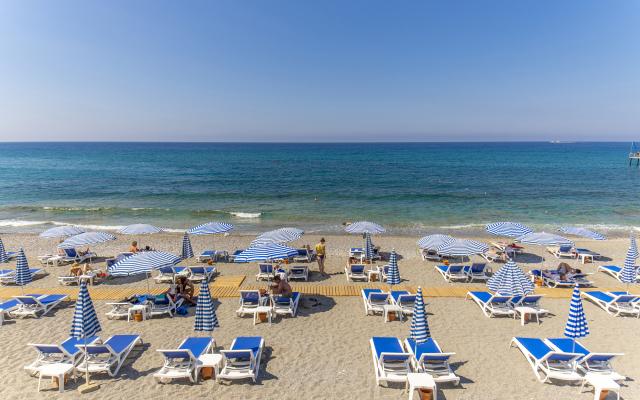 RELAX BEACH HOTEL - Pláž - Pláž