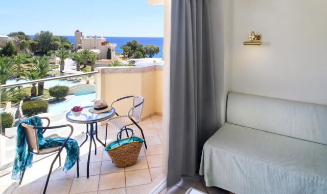 LINDOS ROYAL - Pokoje - ROOM FAMILY SLIDING DOOR SEAVIEW BALCON