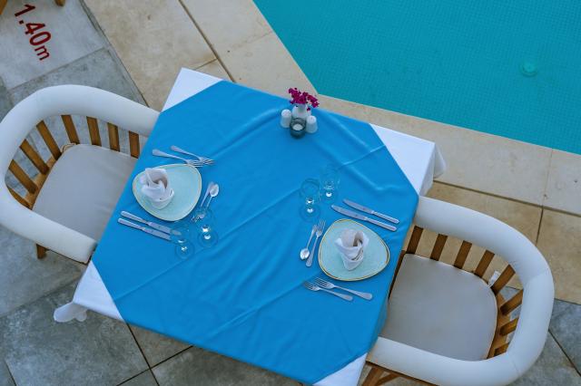 LINDOS ROYAL - Restaurace - MEZE GREEK THEMATIC RESTAURANT