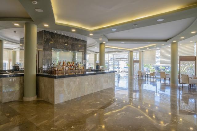 FORE RESORT & SPA - Bary - Lobby Bar