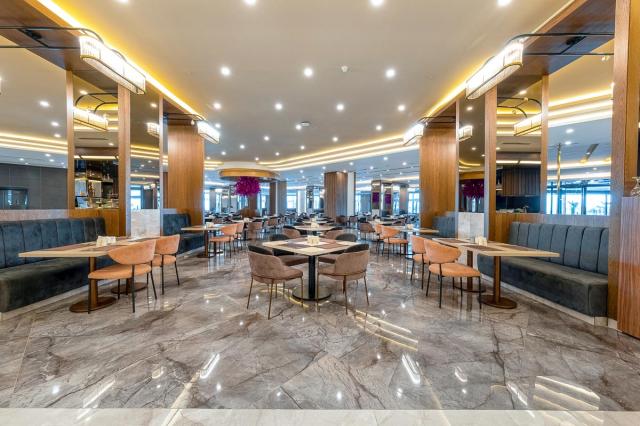 LAGO HOTEL - Restaurace - Main Restaurant Magna