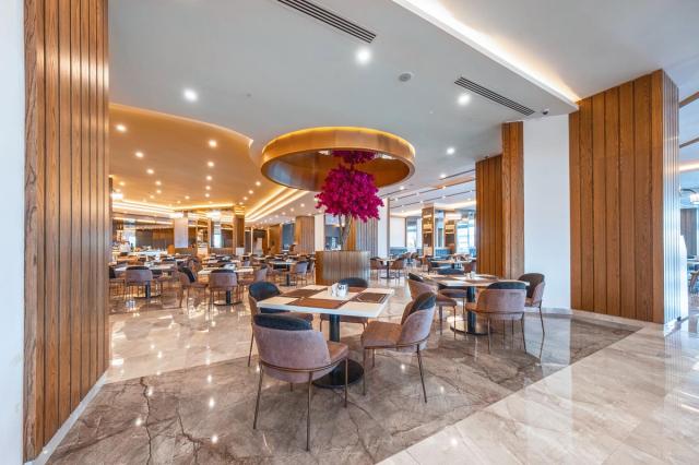 LAGO HOTEL - Restaurace - Main Restaurant Magna