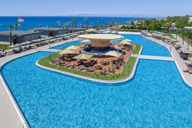 LAGO HOTEL - Bazény - Venkovní bazén