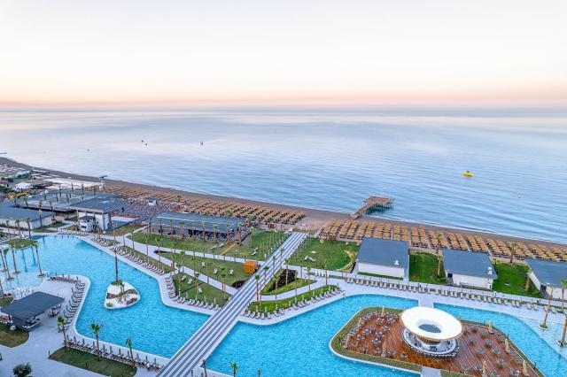 LAGO HOTEL - Bazény - Venkovní bazén