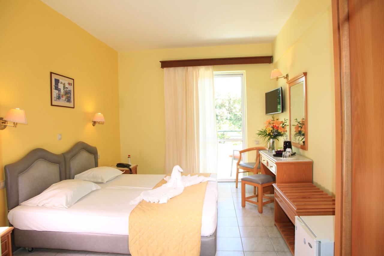 DEDALOS BEACH - Pokoje - DOUBLE BALCONY OR TERRACE ECONOMY