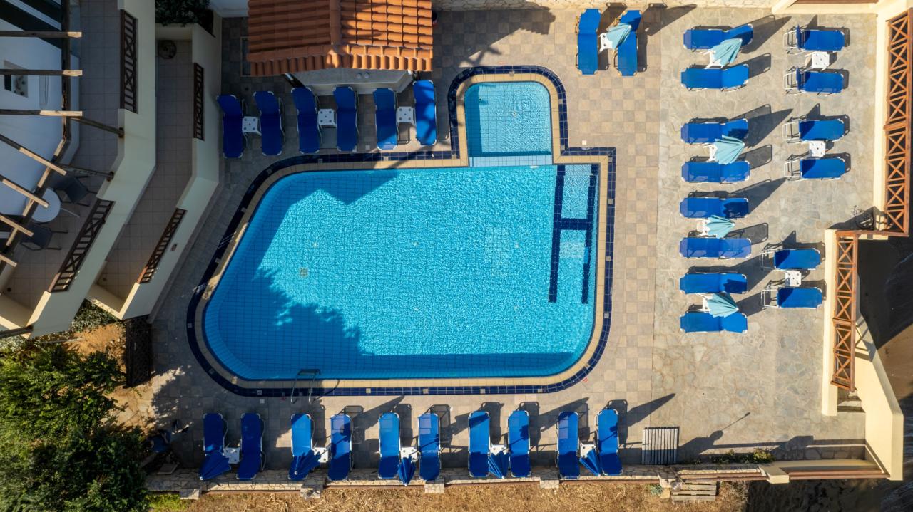 DEDALOS BEACH - Obecné - Přístavba