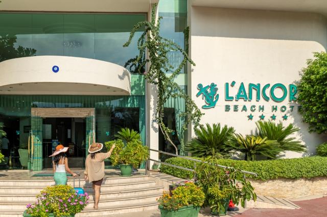 LANCORA BEACH HOTEL - Obecné - Hlavní budova