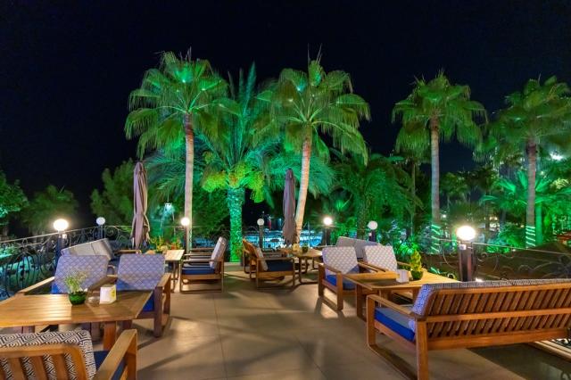 LANCORA BEACH HOTEL - Restaurace - PATISSERIE