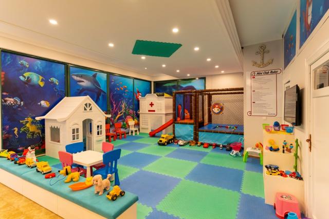 LANCORA BEACH HOTEL - Miniklub - Miniklub