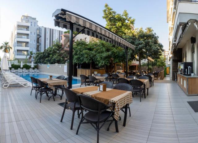 KANDELOR HOTEL - Restaurace - KANDELOR RESTAURANT