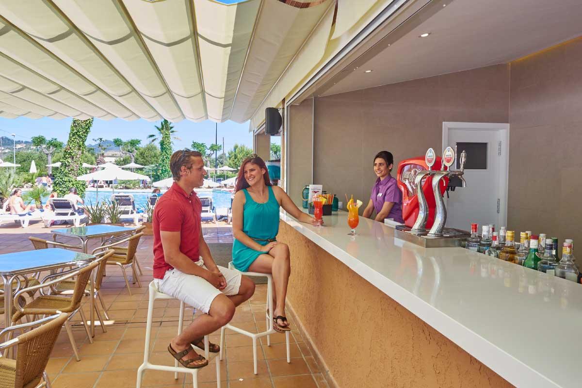 APARTHOTEL CIUDAD LAUREL - Bary - Bary