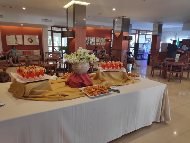 APARTHOTEL CIUDAD LAUREL - Restaurace - laurel