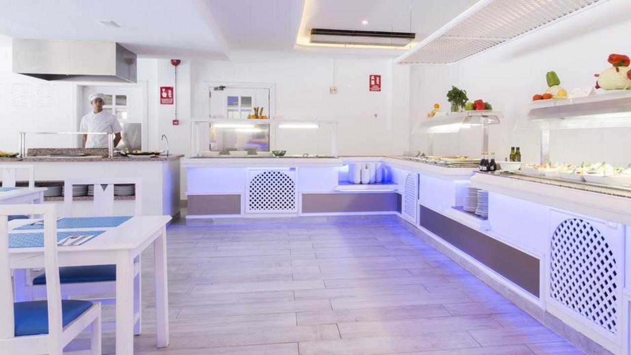 GUYA WAVE - Restaurace - BUFFET