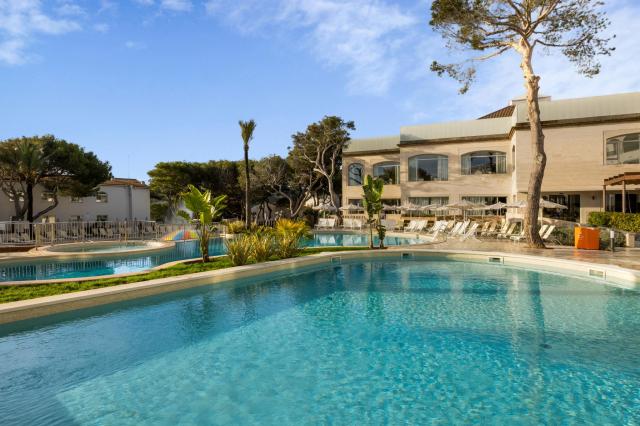 VIVA CALA MESQUIDA RESORT & SPA - Bazény - Venkovní bazén