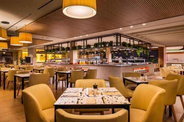 VIVA CALA MESQUIDA RESORT & SPA - Restaurace - Caprice