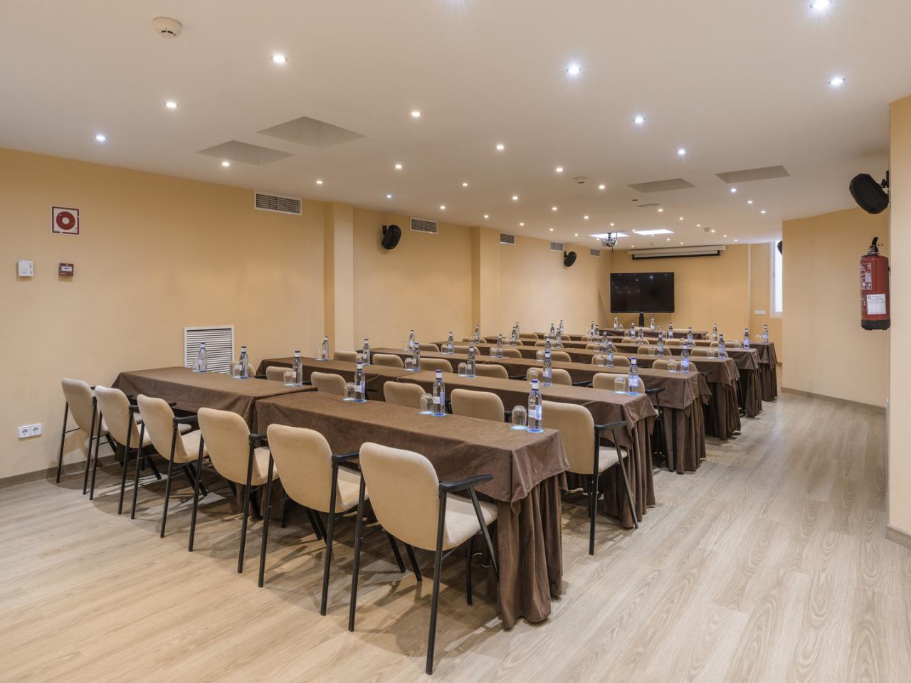 ALUA GRAN CAMP DE MAR - MICE - MICE