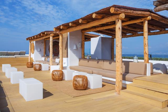 HM TROPICAL - Bary - Sky Bar