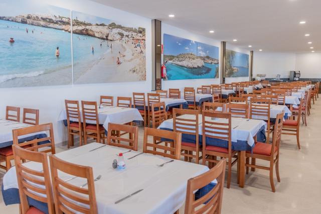 CLUB CALA ROMANI - Restaurace - main restaurant (buffet)